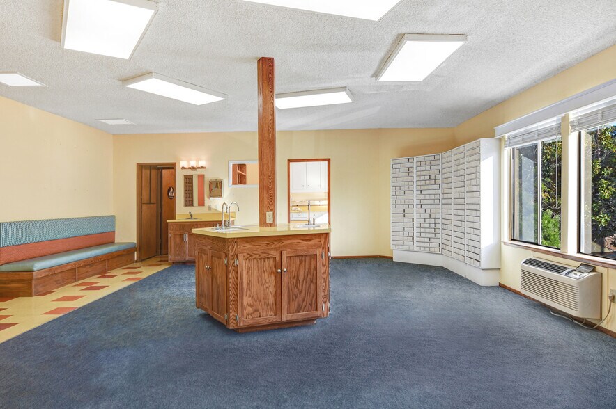 More Photos Of 21 Patten St, Sonoma Office For Sale