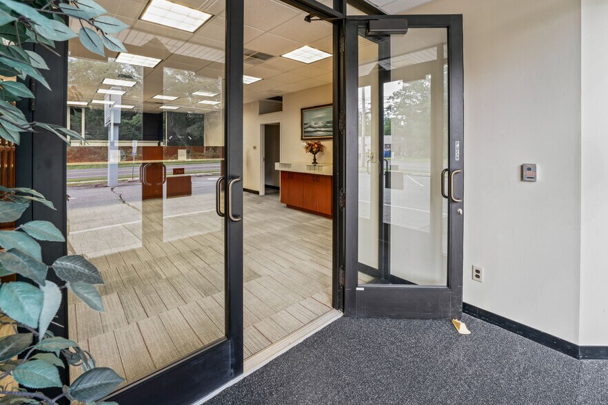 More Photos Of 903 Boulevard Route 50, Mays Landing Bank For Sale