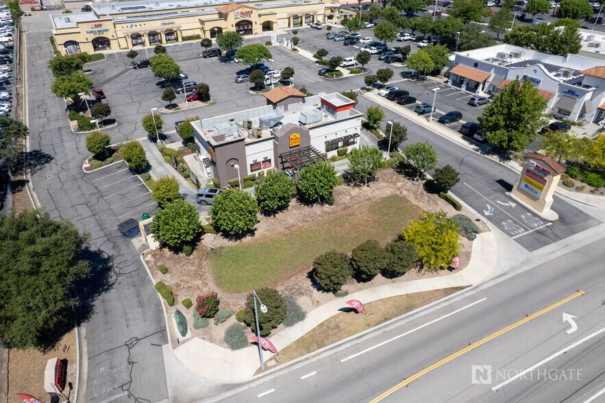 More Photos Of 2351 Theater Dr, Paso Robles Fast Food For Lease