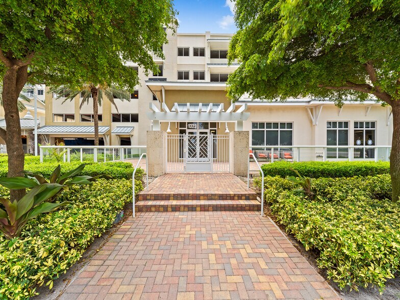 More Photos Of 1333 S Ocean Blvd, Pompano Beach Apartments For Lease