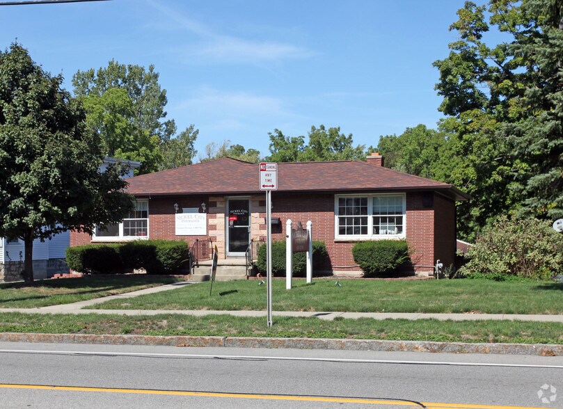 More Photos Of 5532 Broadway St, Lancaster Medical For Sale