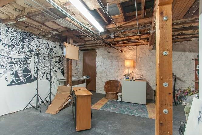 More Photos Of 330 N Institute St, Colorado Springs Freestanding For Sale