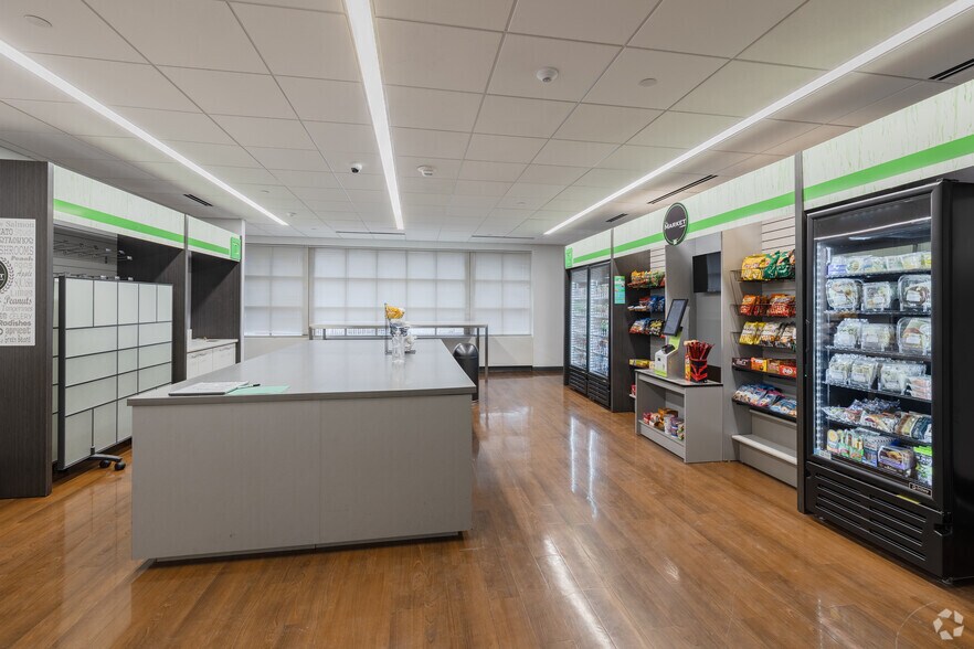 More Photos Of 27777 Inkster Rd, Farmington Hills Office For Lease