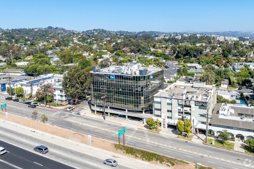 More Photos Of 500 S Sepulveda Blvd, Los Angeles Coworking Space