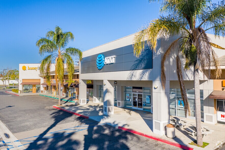 More Photos Of 5267 W Rosecrans Ave, Hawthorne Unknown For Lease