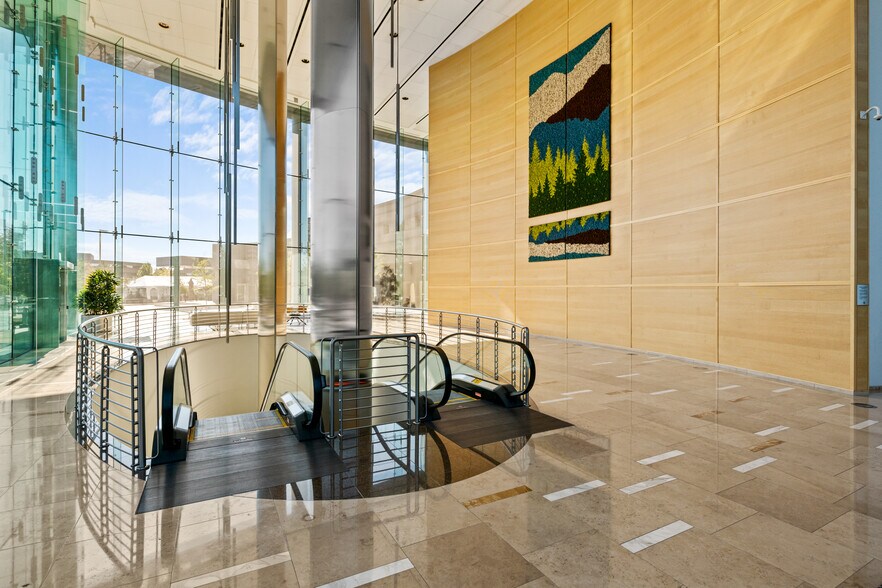 More Photos Of 5075 S Syracuse St, Denver Office For Lease