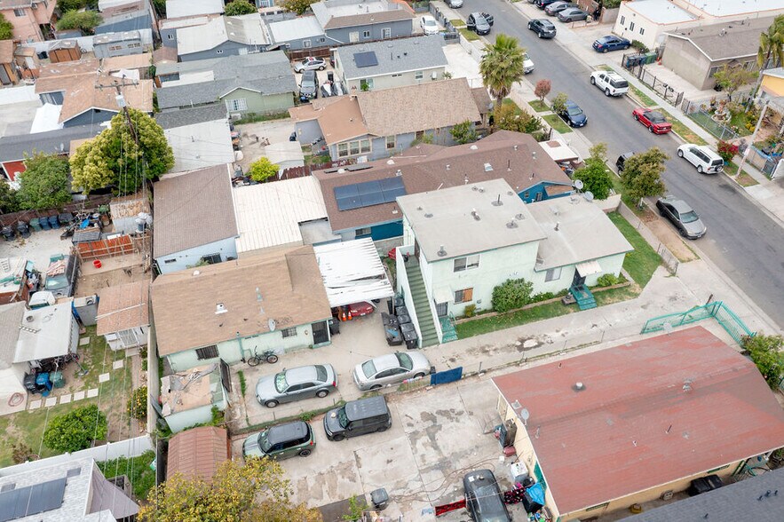 More Photos Of 1166 E 64th St, Los Angeles Apartments For Sale