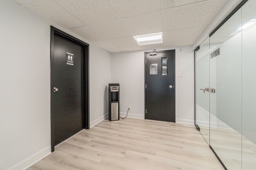 154 Boul Saint-Martin O, Laval, QC H7M 3Y8 - Flex/R&D For Lease ...