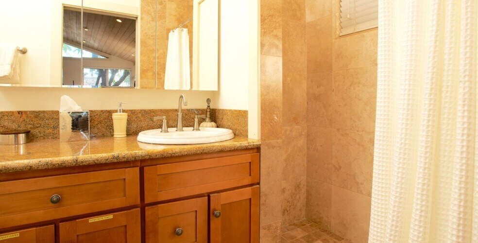 More Photos Of 40 Ae Pl, Paia Apartments For Sale