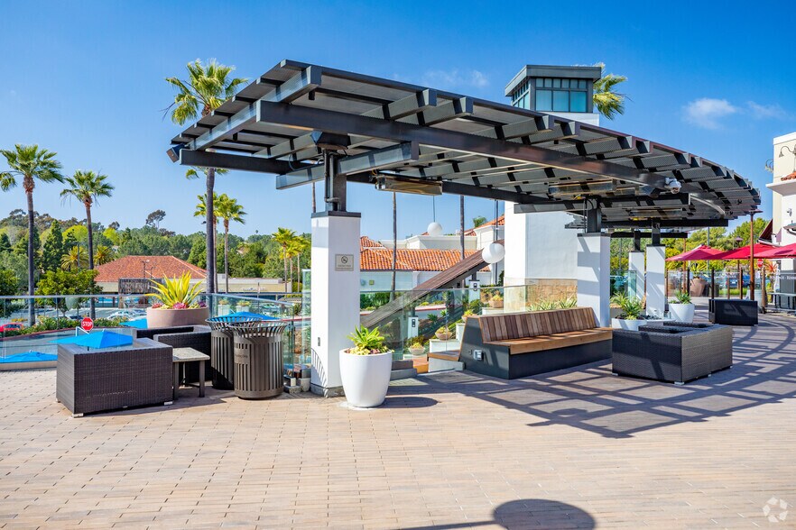 More Photos Of 3433-3545 Del Mar Heights Rd, San Diego Unknown For Lease