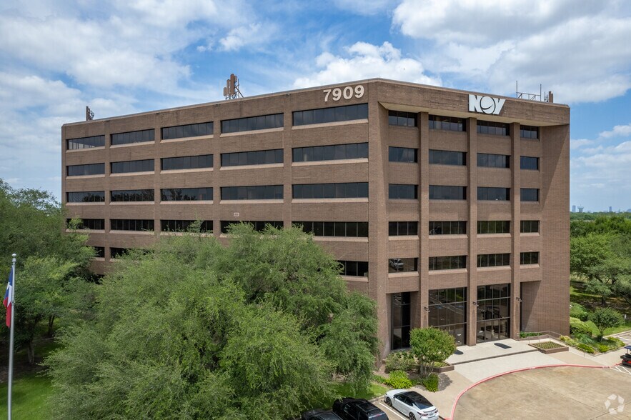 More Photos Of 7909 Parkwood Circle Dr, Houston Office For Lease
