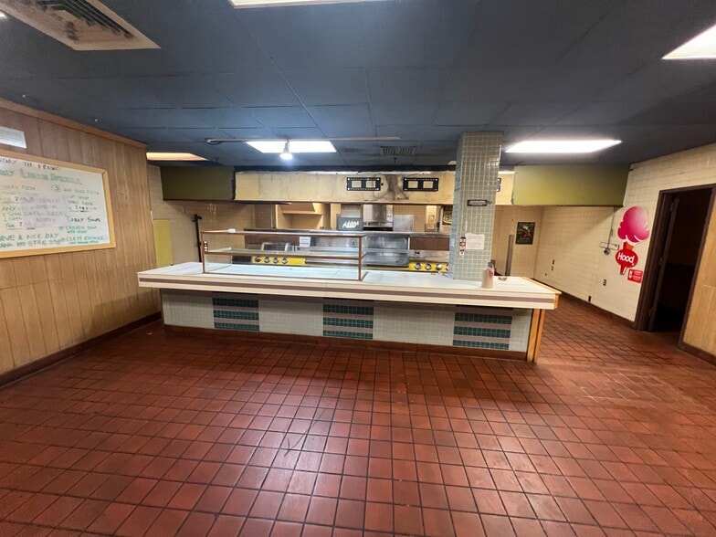 More Photos Of 401-407 Main St, Worcester Office For Lease