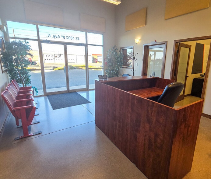 More Photos Of 4002 9 Av N, Lethbridge Warehouse For Sale