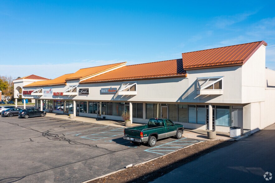 More Photos Of 23100-23200 Coolidge Hwy, Oak Park Unknown For Lease