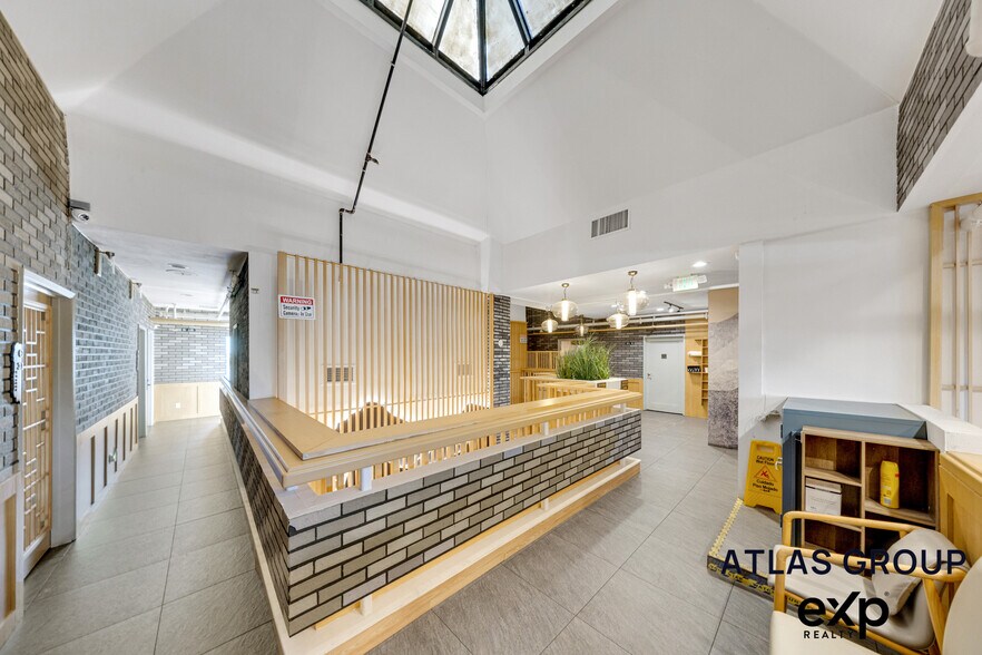 More Photos Of 8752 Valley Blvd, Rosemead Restaurant For Sale