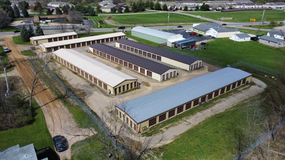 More Photos Of 921 Corunna Ave, Owosso Self Storage For Sale