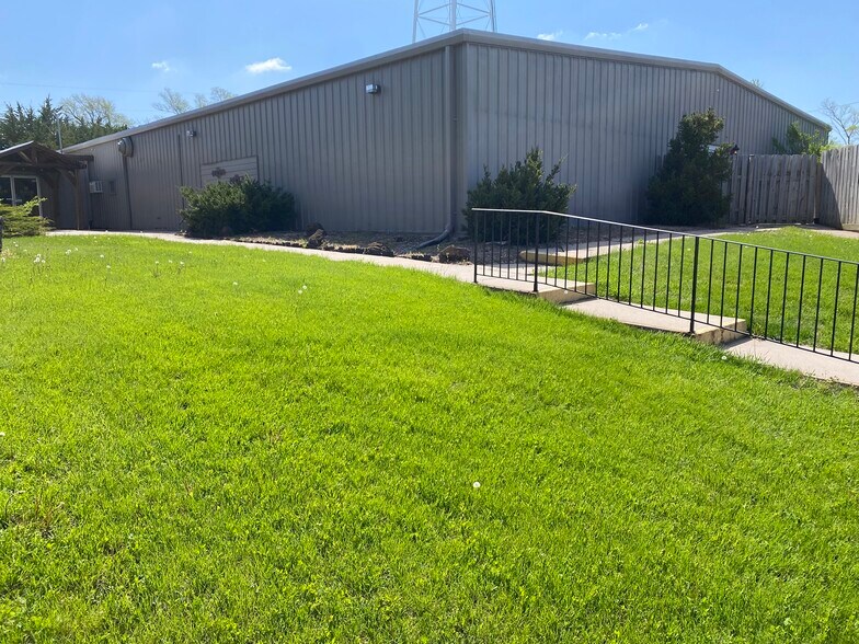 Primary Photo Of 108 N East St, Malcolm Light Manufacturing For Sale