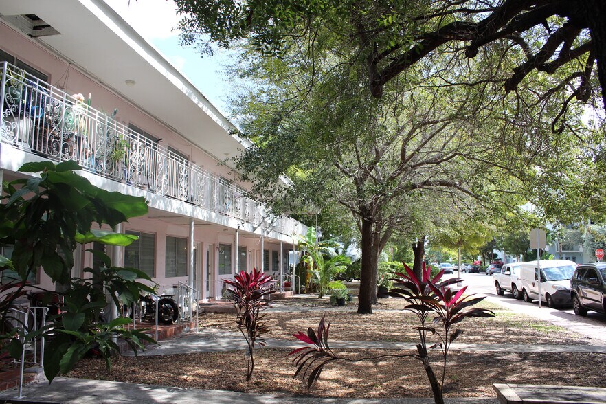 More Photos Of 1000 Lenox Ave, Miami Beach Apartments For Sale