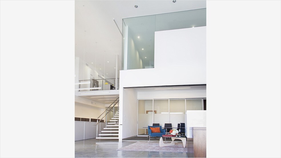 More Photos Of 130 Arena St, El Segundo Loft Creative Space For Lease