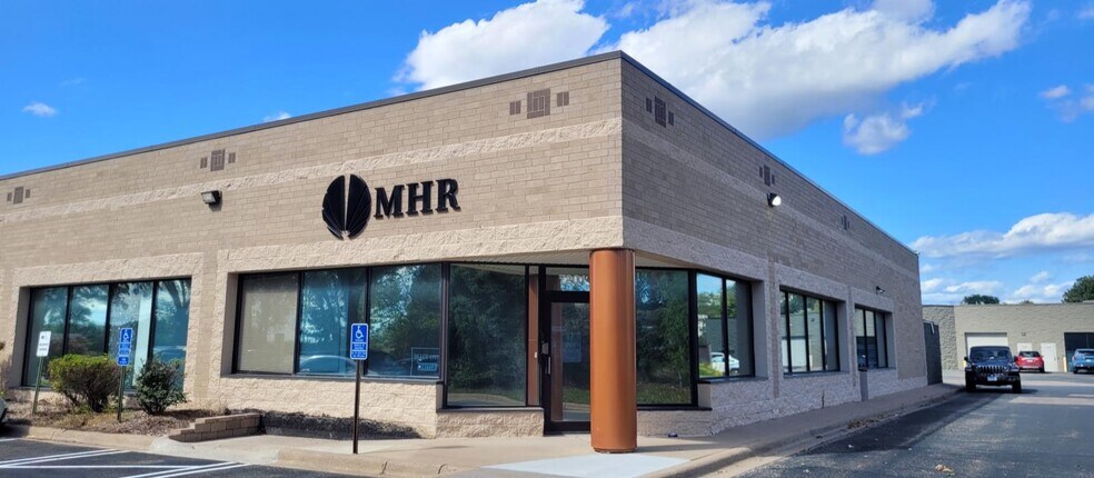 More Photos Of 7201-7245 University Ave NE, Fridley Medical For Lease
