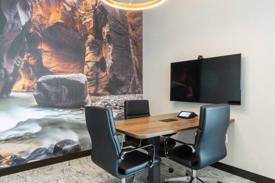 More Photos Of 344 W 13800 S, Draper Office For Lease