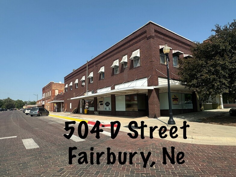 More Photos Of 504 D St, Fairbury Specialty For Sale