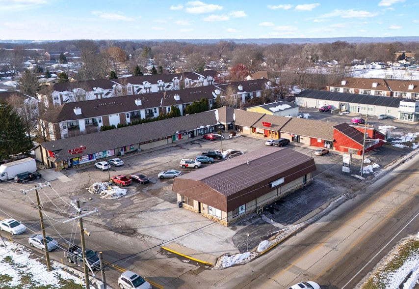 Primary Photo Of 400 N Earl Ave, Lafayette Freestanding For Sale