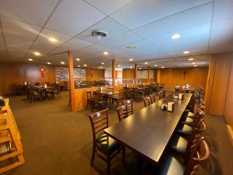 More Photos Of 221 Washington Ave, Riverton Religious Facility For Sale