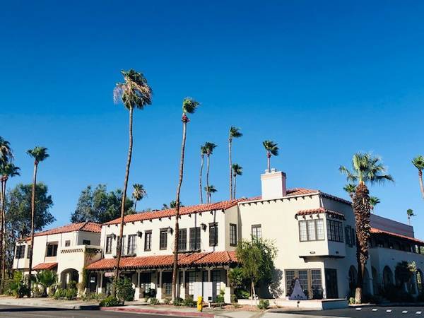 More Photos Of 1276 N Palm Canyon Dr, Palm Springs Medical For Lease