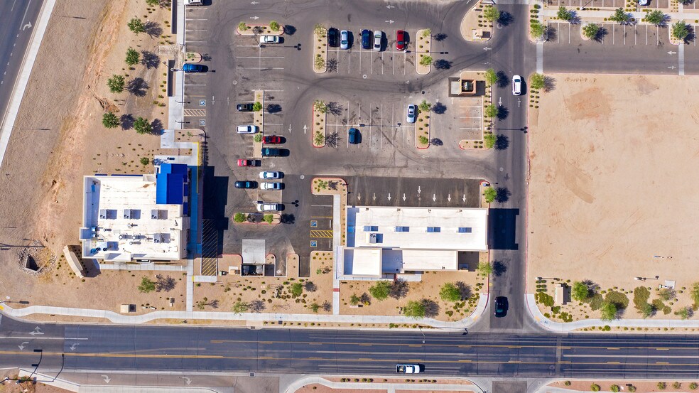 More Photos Of 44510 W Edison Rd, Maricopa Auto Repair For Sale