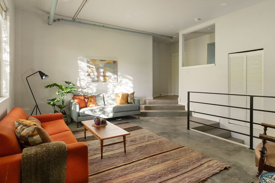 More Photos Of 1642 Elevado St, Los Angeles Multifamily For Sale