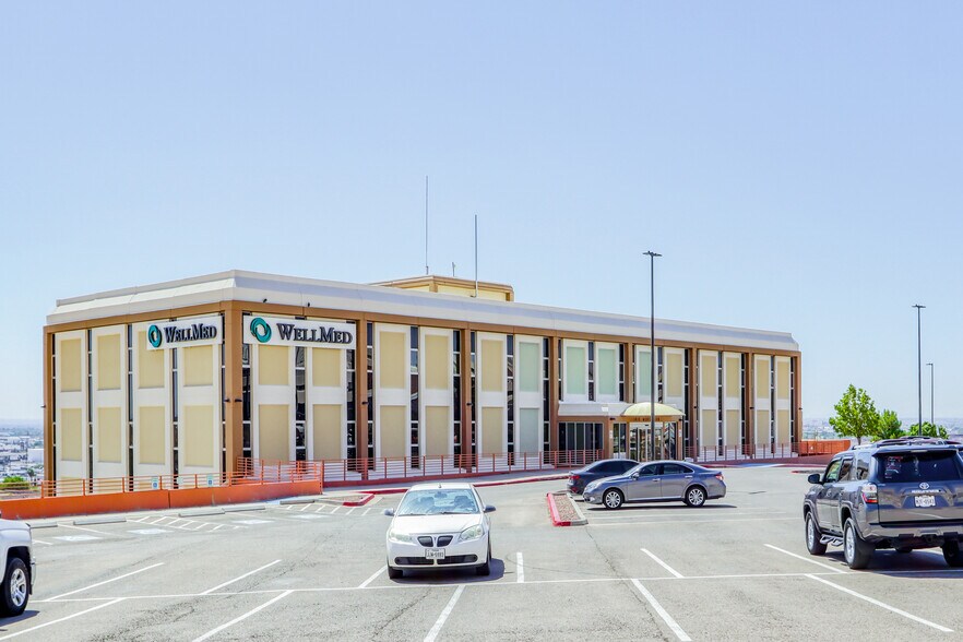 More Photos Of 1810 Murchison Dr, El Paso Medical For Lease