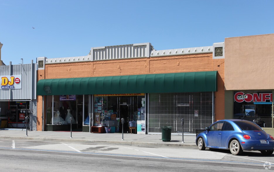 Primary Photo Of 6207-6209 Pacific Blvd, Huntington Park Storefront For Lease