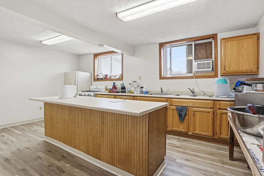 More Photos Of 768 S Broad St, Lancaster Religious Facility For Sale