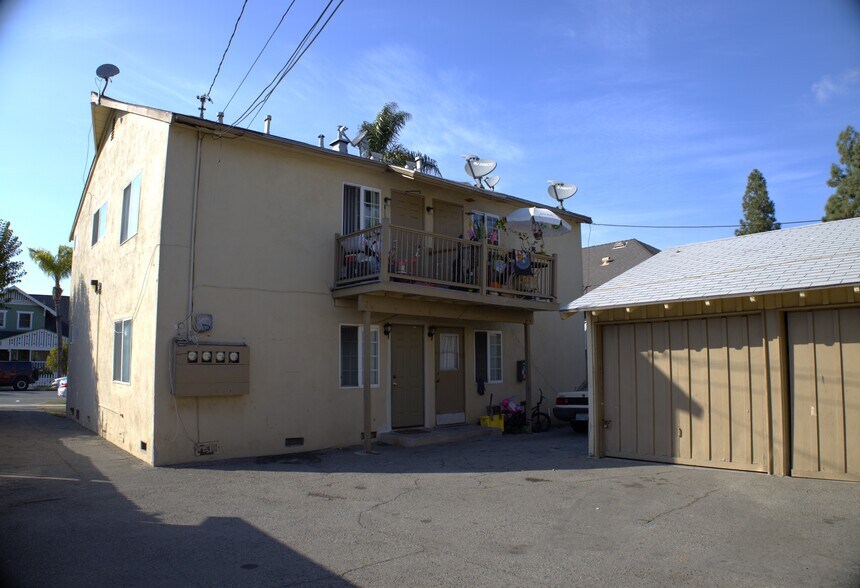 More Photos Of 313-317 S Broadway, Santa Ana Apartments For Sale