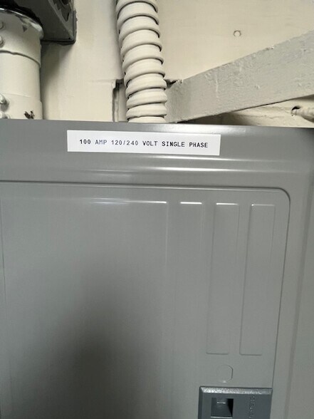 More Photos Of 10332 Rush St, El Monte Warehouse For Lease