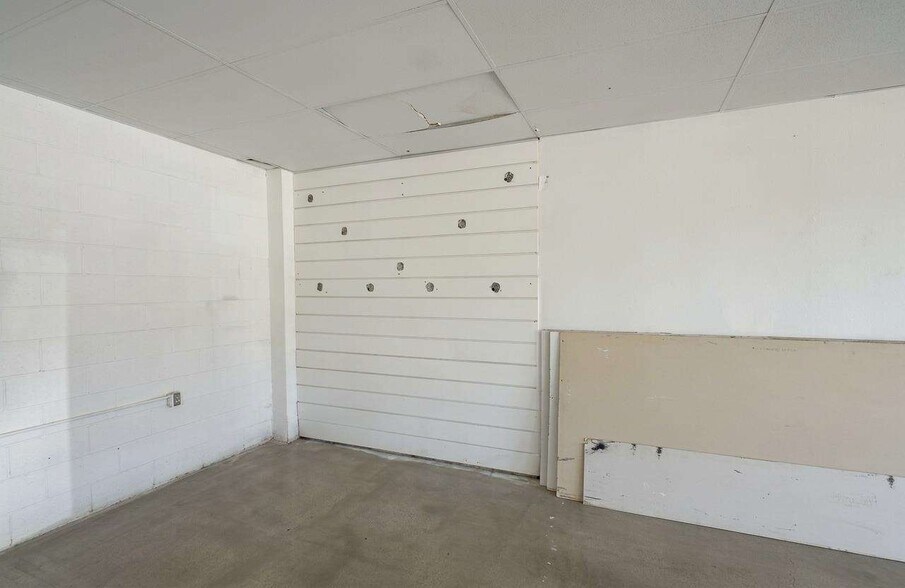 More Photos Of 4076-4086 Grass Valley Hwy, Auburn Storefront Retail Office For Lease
