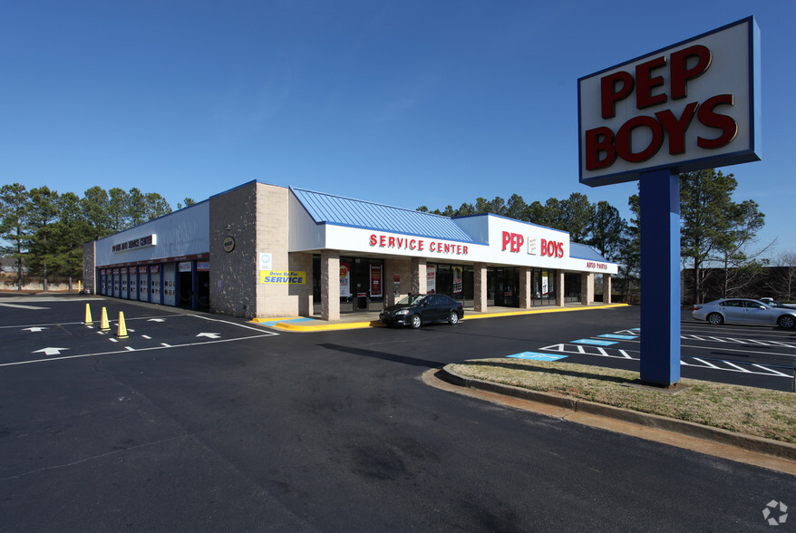 Primary Photo Of 2207 E Main St, Snellville Auto Repair For Lease