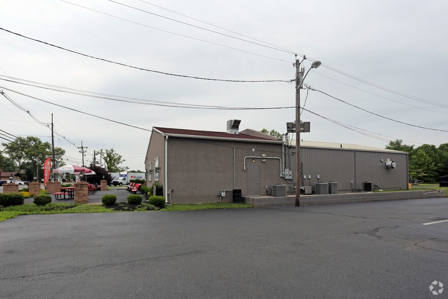 More Photos Of 700 S Black Horse Pike, Blackwood Freestanding For Sale