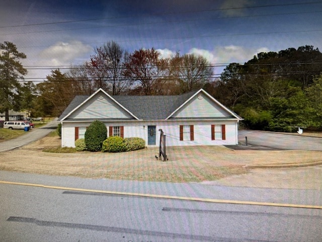Primary Photo Of 400 Highway 81 E, Mcdonough Office For Lease
