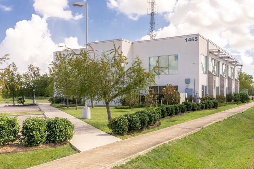 More Photos Of 1455 FM 646 Rd, League City Medical For Lease