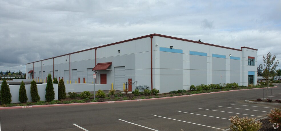 More Photos Of 3160 Blossom Dr NE, Salem Flex For Lease