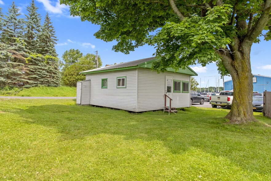 More Photos Of 356 King St, Fair Haven Marina For Sale