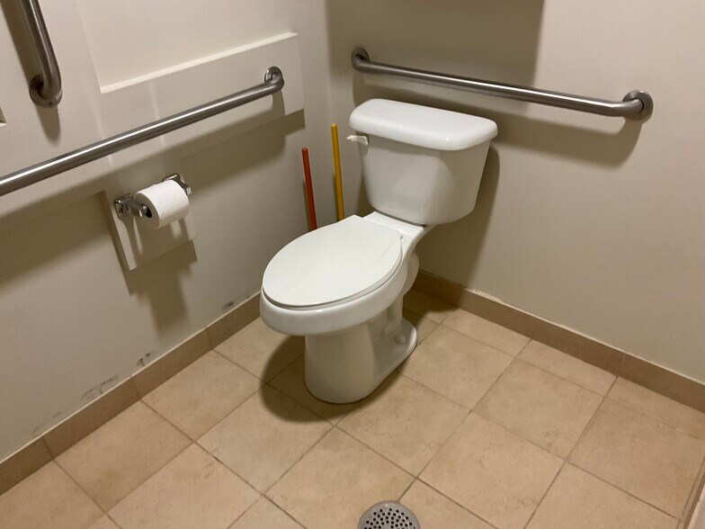 More Photos Of 7390 S Fraser St, Centennial Warehouse For Sale