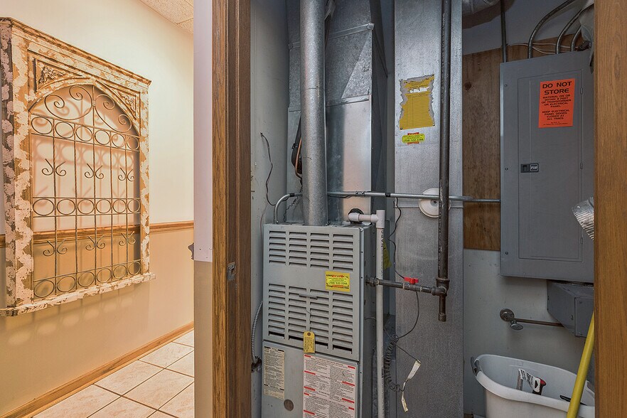 More Photos Of 7620-7632 W 159th St, Orland Park Office For Sale