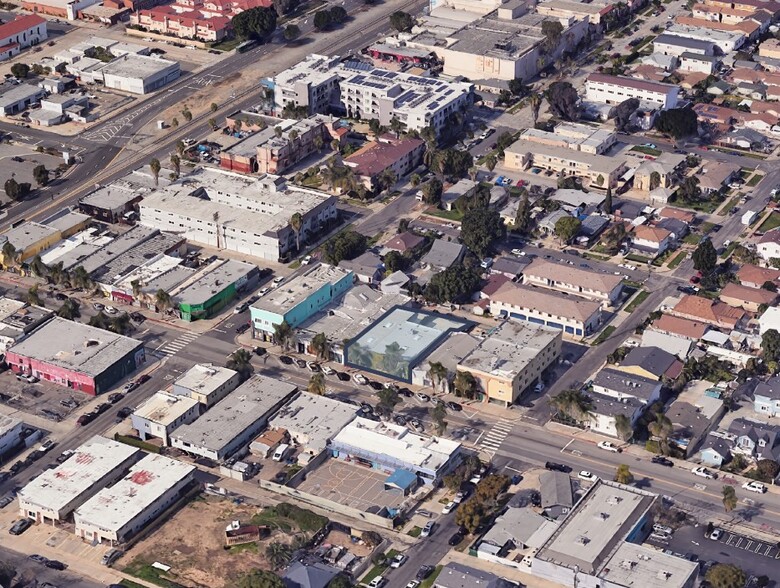 Primary Photo Of 811 W Gardena Blvd, Gardena Loft Creative Space For Lease