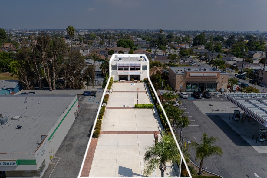More Photos Of 2315 Pacific Coast Hwy, Lomita Storefront Retail Office For Sale