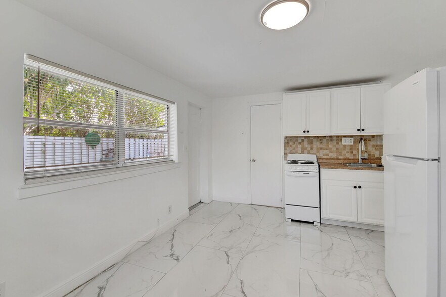 More Photos Of 844 NE 17th Way, Fort Lauderdale Apartments For Sale