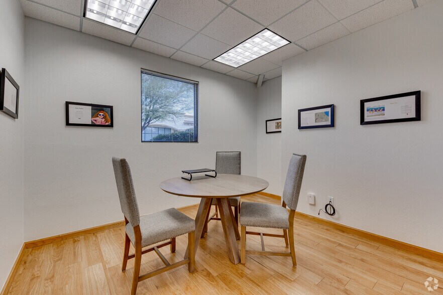 More Photos Of 7518 E Elbow Bend Rd, Carefree Office For Sale
