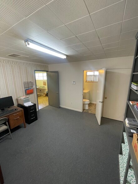 More Photos Of 639 5th St, Woodland Warehouse For Sale